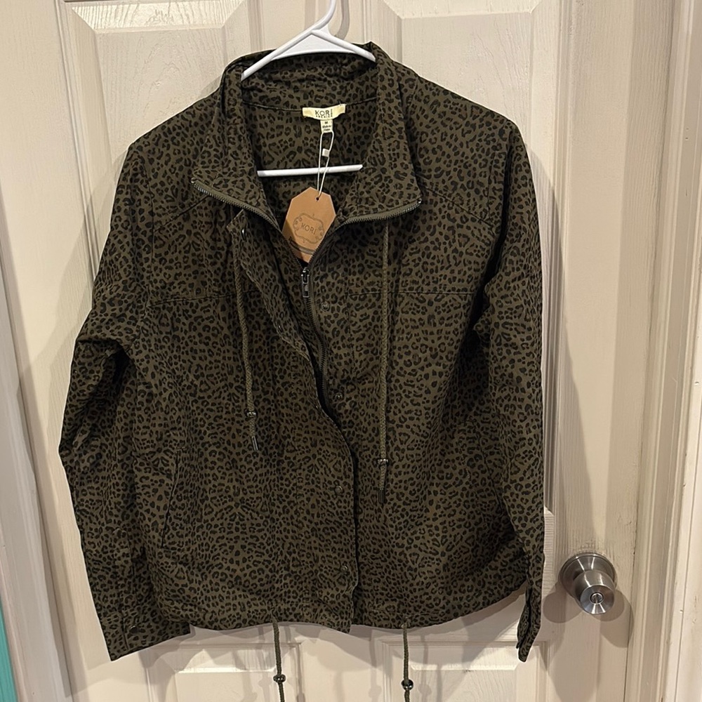 Olive Leopard Print Women's Jacket